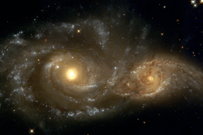 Colliding galaxies